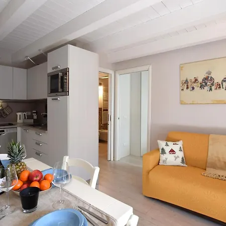 Stunning In Apartament Temù